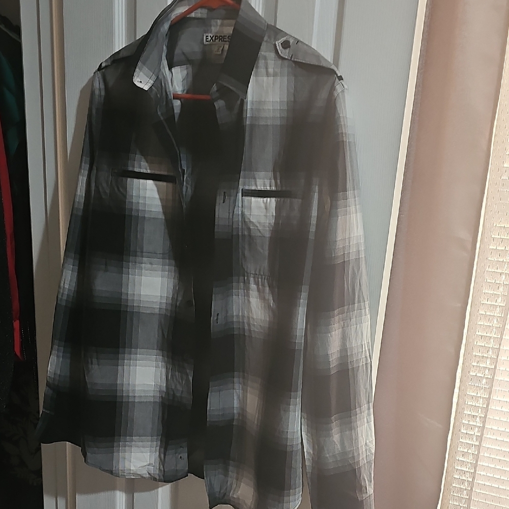 Express Men’s Fitted Plaid Button Down Shirt - Gray/Black - Medium